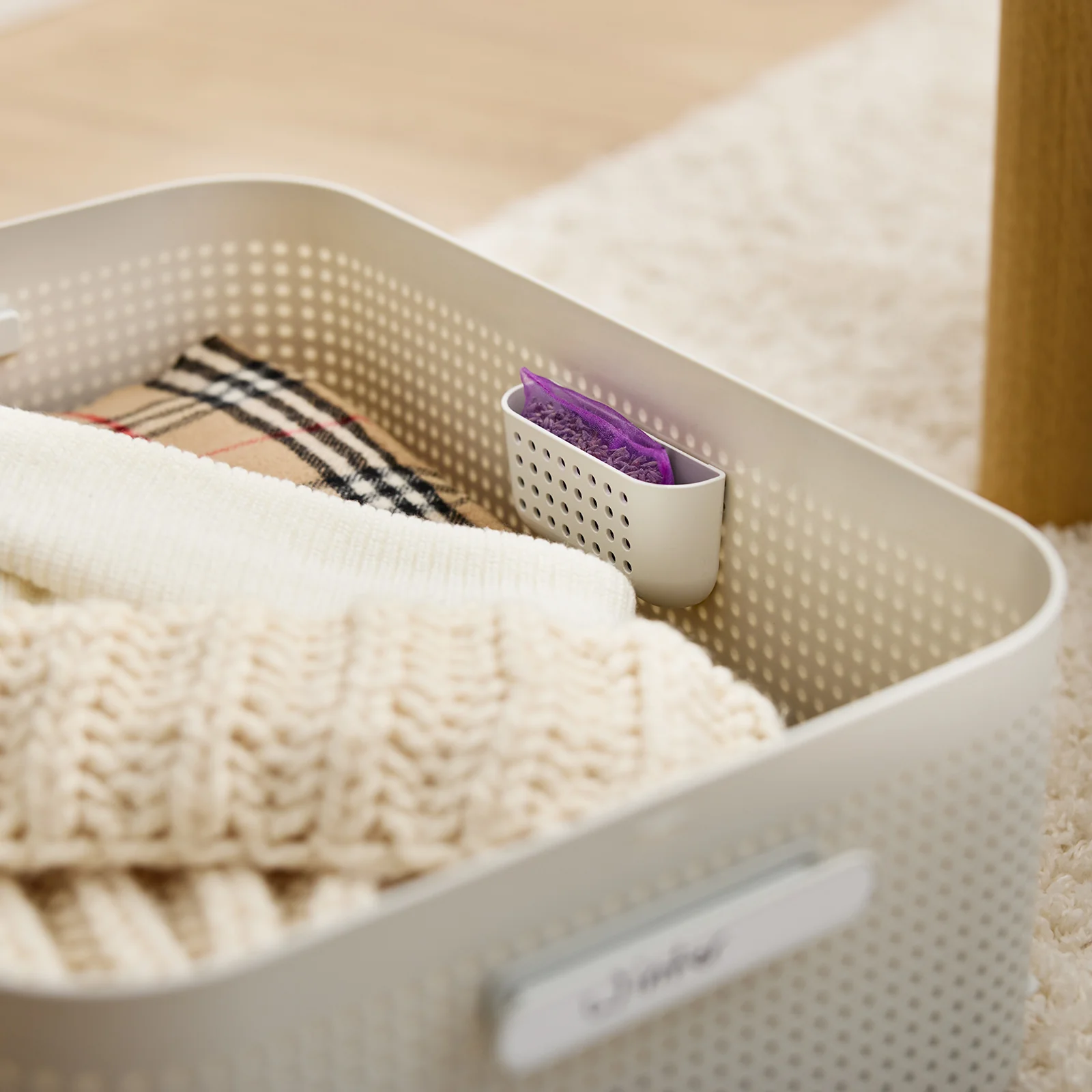 Kleiderschrank Organizer Box mit Dufteinsatz L | WOP - Image 4